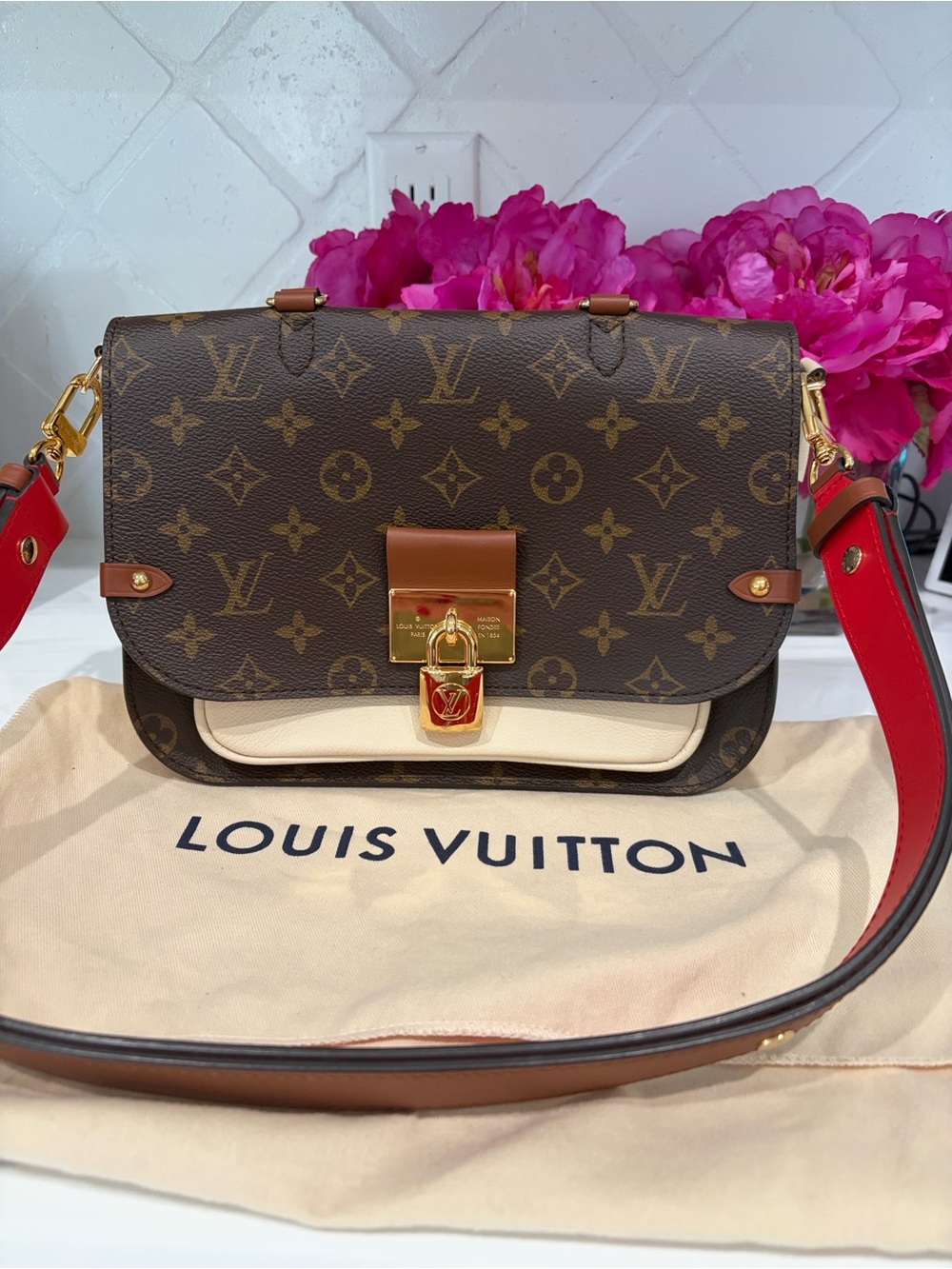 Louis Vuitton Monogram Shoulder Bag in Brown, Cream & Red